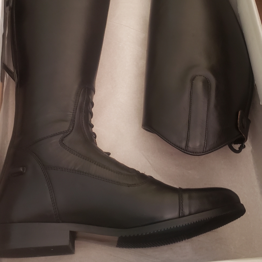 Riding boots